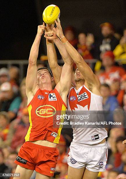 516 League Rd 10 Gold Coast V Sydney Stock Photos, High-Res Pictures, And Images - Getty Images