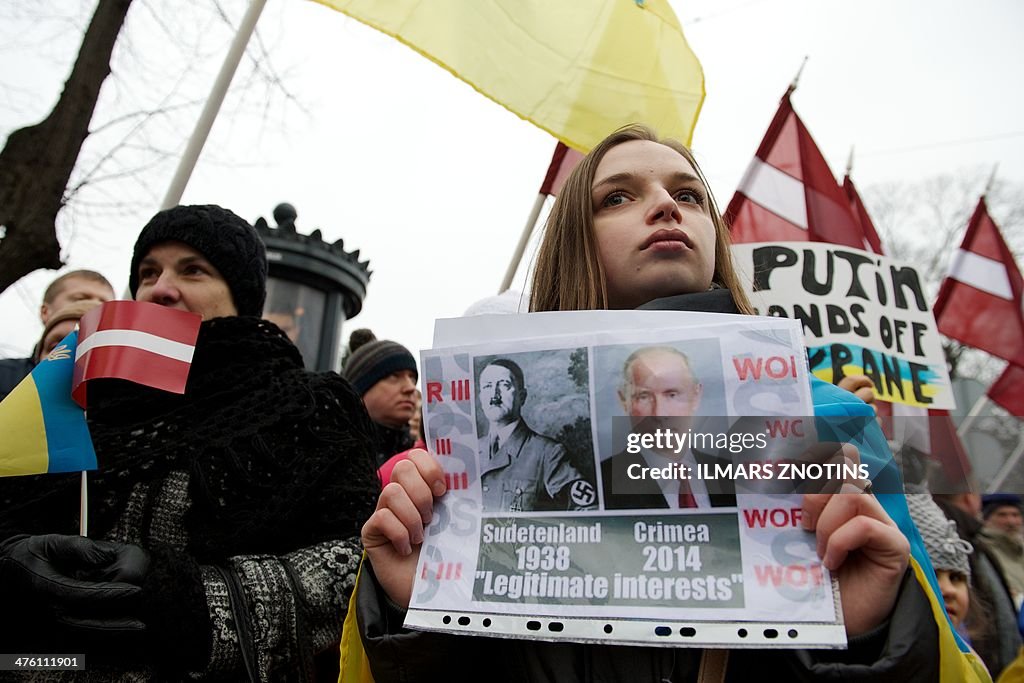 LATVIA-UKRAINE-RUSSIA-CRIMEA-PROTEST