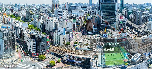 incrocio di shibuya veduta aerea panoramica - shibuya station foto e immagini stock