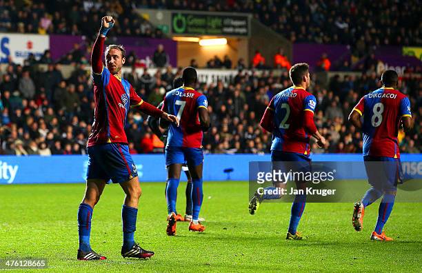 Glenn Murray of Crystal Palace celebrates scoring the equalising goal from the penalty spot during the Barclays Premier League match between Swansea...