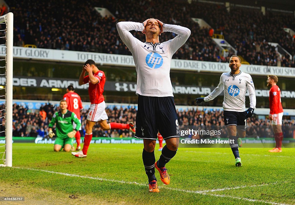 Tottenham Hotspur v Cardiff City - Premier League