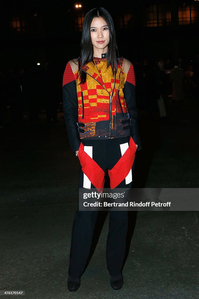 Givenchy : Outside Arrivals - Paris Fashion Week Womenswear Fall/Winter 2014-2015
