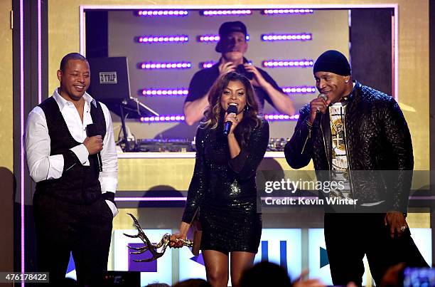 Terrence Cooke Rapper Terrence J O Photos and Premium High Res Pictures - Getty Images