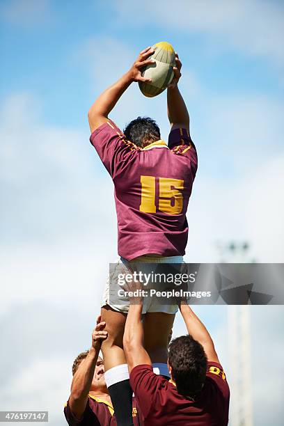 caught mid game - rugby line out stock pictures, royalty-free photos & images