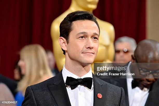 Actor Joseph Gordon-Levitt attends the Oscars held at Hollywood & Highland Center on March 2, 2014 in Hollywood, California.