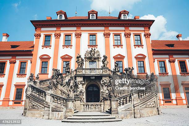 troja palace in prague - balustrade stock pictures, royalty-free photos & images