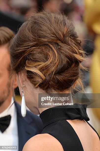 Actress Olivia Wilde attends the Oscars held at Hollywood & Highland Center on March 2, 2014 in Hollywood, California.