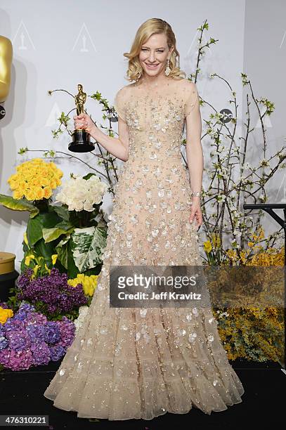 Actress Cate Blanchett poses in the press room during the Oscars at Loews Hollywood Hotel on March 2, 2014 in Hollywood, California.