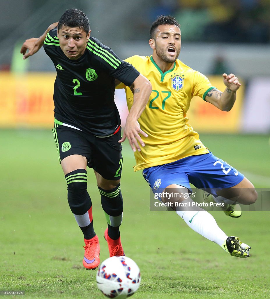 Brazil v Mexico - International Friendly