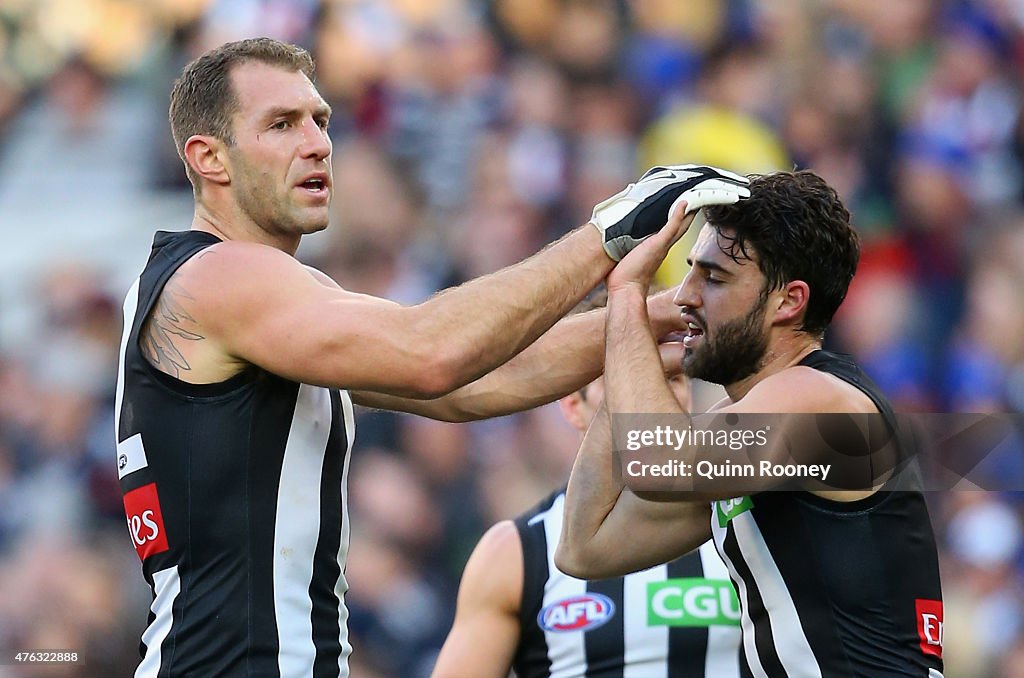 AFL Rd 10 - Melbourne v Collingwood