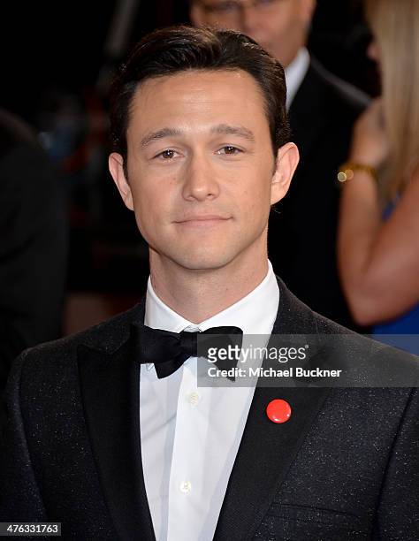 Actor Joseph Gordon-Levitt attends the Oscars held at Hollywood & Highland Center on March 2, 2014 in Hollywood, California.