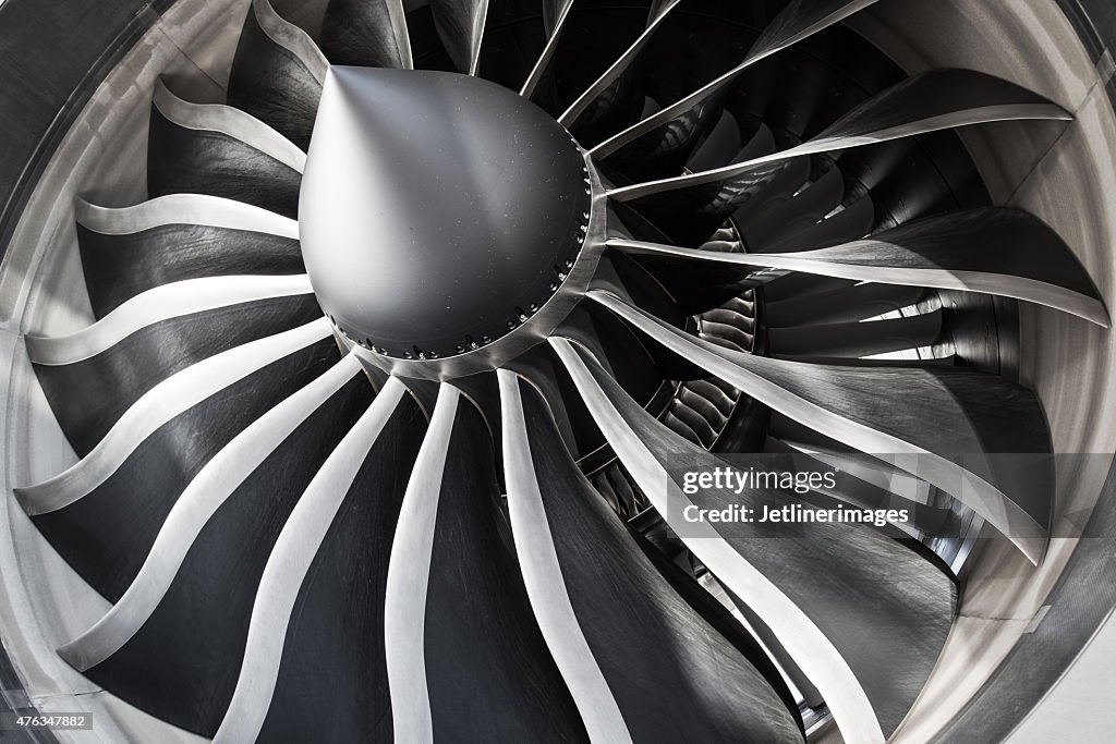 Ge Genx Engine General Electric Genx Engine High-Res Stock Photo - Getty Images