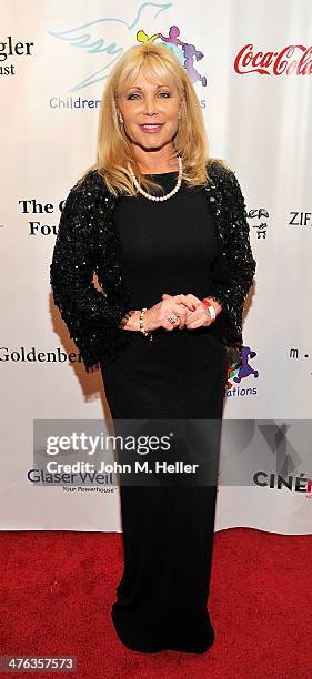 Actress Pamela Bach Hasselhoff attends the 15th Annual Academy Awards Viewing Partying Benefiting Children Uniting Nations at Warner Bros. Estate on...