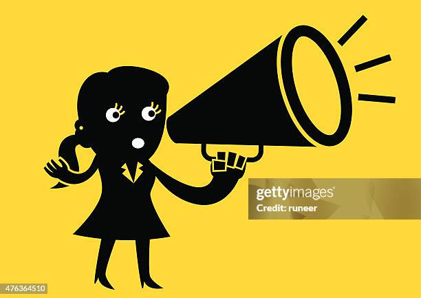 ilustraciones, imágenes clip art, dibujos animados e iconos de stock de mujer de negocios hablando con un megáfono/amarillo concepto de negocios - manifesto