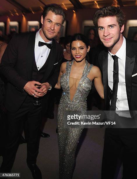 Chis Hemsworth, Jenna Dewan-Tatum and Liam Hemsworth attend the 2014 Vanity Fair Oscar Party Hosted By Graydon Carter on March 2, 2014 in West...