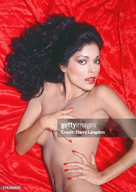 Actress Apollonia Kotero poses for a portrait in 1985 in Los Angeles, California.