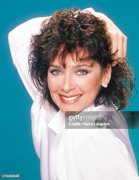 Actress Suzanne Pleshette poses for a portrait in 1984 in Los Angeles, California.