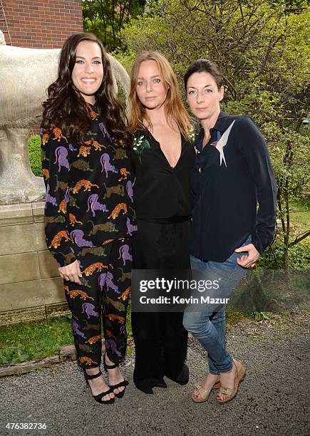 Liv Tyler, Stella McCartney and Mary McCartney attend the Stella McCartney Spring 2016 Resort Presentation on June 8, 2015 in New York City.