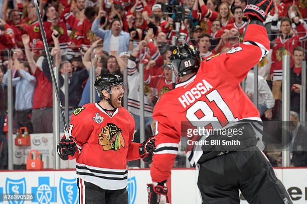 Brad Richards of the Chicago Blackhawks reacts after scoring against the Tampa Bay Lightning in the first period during Game Three of the 2015 NHL...