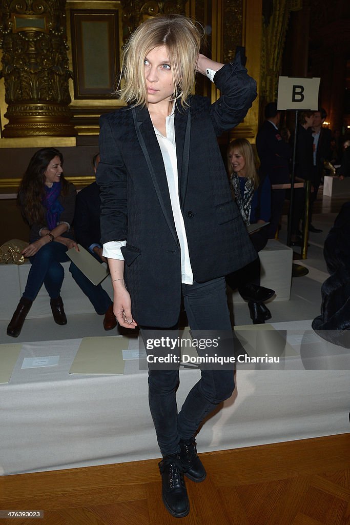 Stella McCartney : Front Row  - Paris Fashion Week Womenswear Fall/Winter 2014-2015