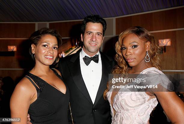 Actors Simone Bent, Troy Garity, and tennis player Serena Williams attend the 2014 Vanity Fair Oscar Party Hosted By Graydon Carter on March 2, 2014...