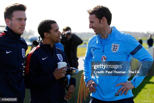 Thomas Rutter Bfd Thomas Southgate Photos and Premium High Res Pictures - Getty Images