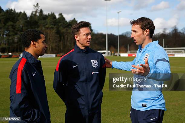 Thomas Rutter Bfd Thomas Southgate Photos and Premium High Res Pictures - Getty Images