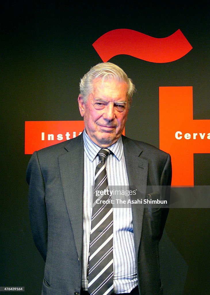 Nobel Prize Laureate Mario Vargas Llosa Press Conference