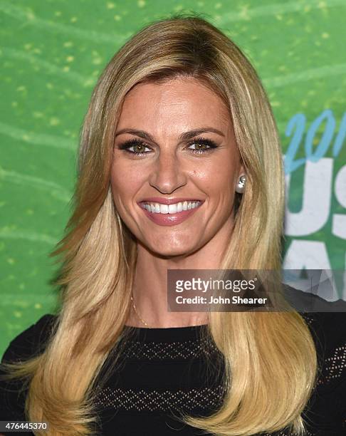 Sportscaster Erin Andrews attends the 2015 CMT Music Awards Press Preview Day at Bridgestone Arena on June 9, 2015 in Nashville, Tennessee.