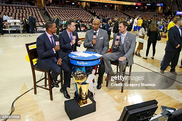 The NBATV broadcast crew of Isiah Thomas, Matt Winer, Dennis Scott and Brent Barry before Game Three of the 2015 NBA Finals between the Golden State...