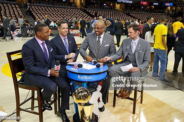 The NBATV broadcast crew of Isiah Thomas, Matt Winer, Dennis Scott and Brent Barry before Game Three of the 2015 NBA Finals between the Golden State...