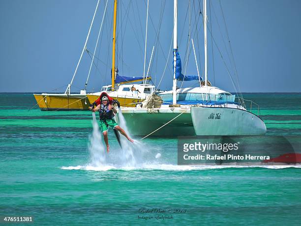 Palm Beach, isla de Aruba mar Caribe. Capturado con una Lumix Panasonic G1 45-200mm. Junio de 2013