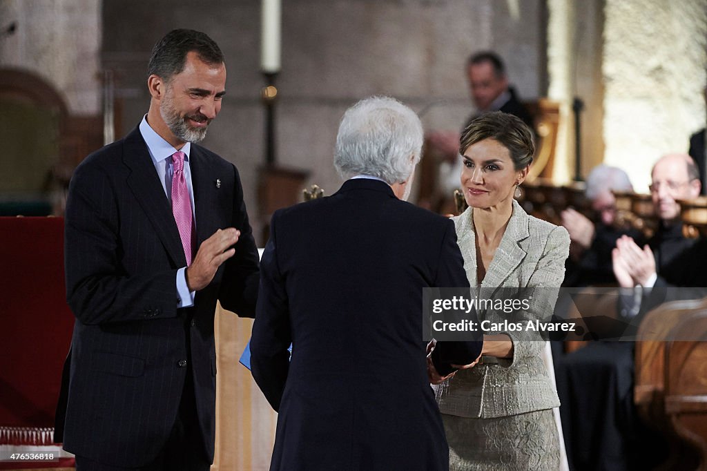 Spanish Royals Attend 'Principe de Viana' Awards 2015 in Navarra