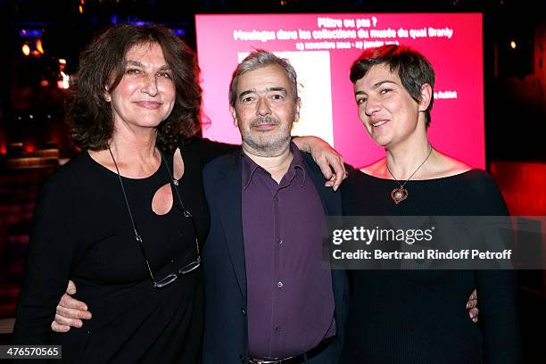Fabienne Servan-Schreiber, artist Herve Di Rosa and his wife Victoire attend the Martine Aublet Foundation Award Night at the Musee Du Quai Branly on...