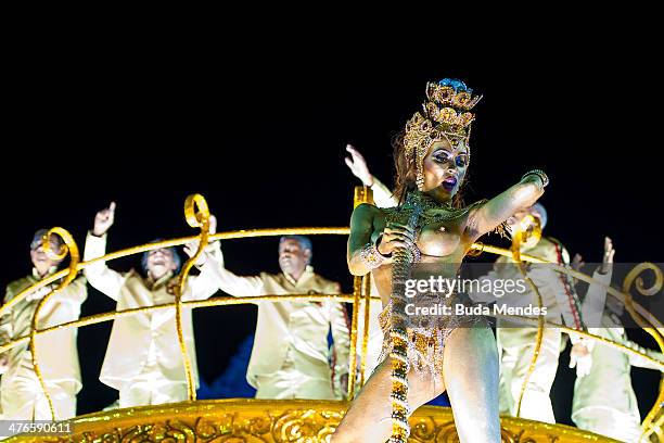 Former Flamengo team players that won 1981 world championship perform during Imperatriz Leopoldinense samba school parade at 2014 Brazilian Carnival...