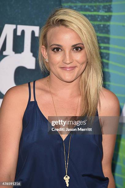 Jamie Lynn Spears attends the 2015 CMT Music awards at the Bridgestone Arena on June 10, 2015 in Nashville, Tennessee.