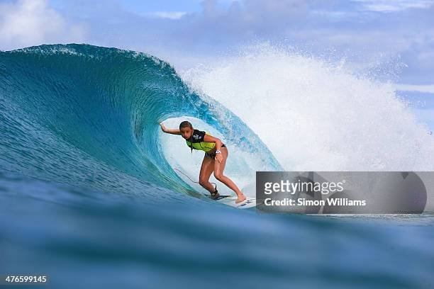 Lakey Peterson of the United States in action as she advances into the Quarter Finals of the Roxy Pro Gold Coast at Snapper Rocks on March 4, 2014 in...