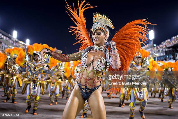 Members of Unidos da Tijuca Samba School during their parade at 2014 Brazilian Carnival at Sapucai Sambadrome on March 03, 2014 in Rio de Janeiro,...