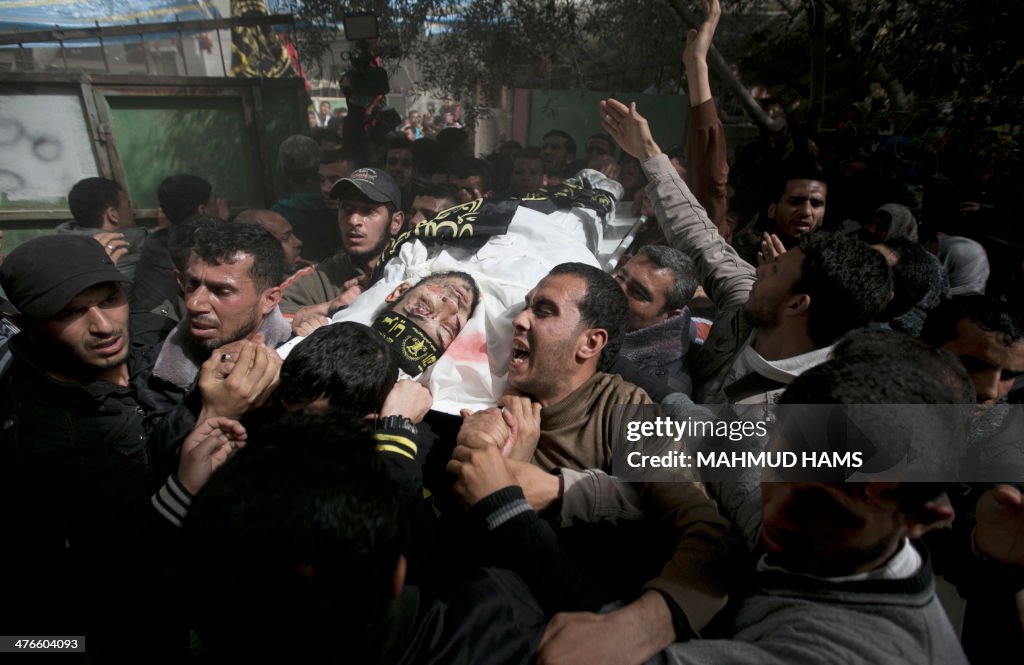 TOPSHOT-PALESTINIAN-ISRAEL-CONFLICT-GAZA-FUNERAL