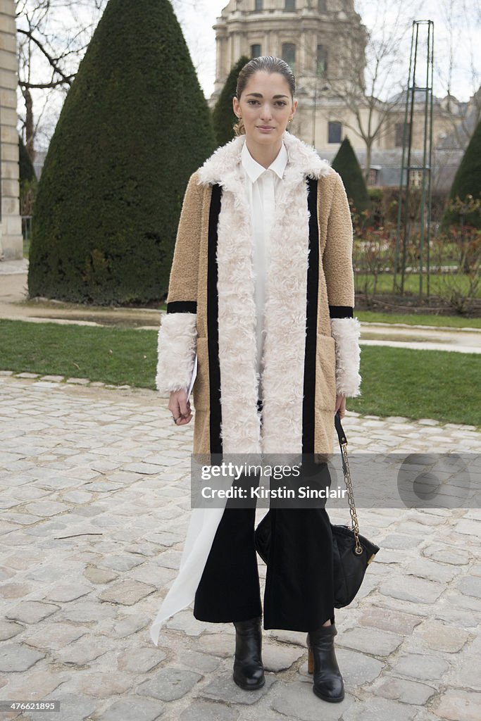 Street Style - Day 4 : Paris Fashion Week - Womenswear Fall/Winter 2014-2015