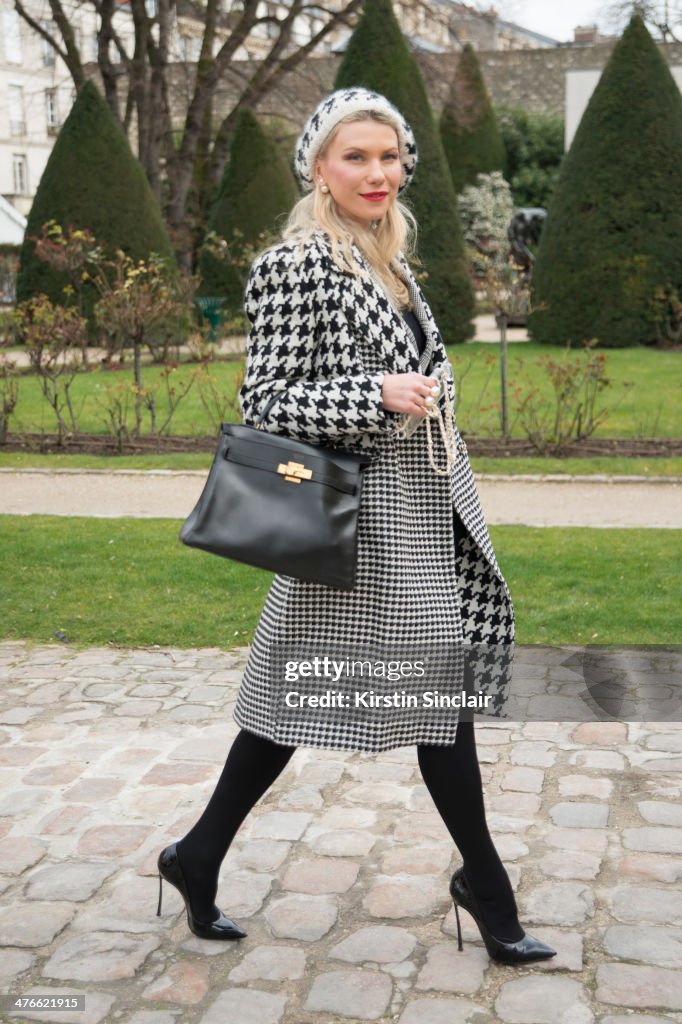 Street Style - Day 4 : Paris Fashion Week - Womenswear Fall/Winter 2014-2015