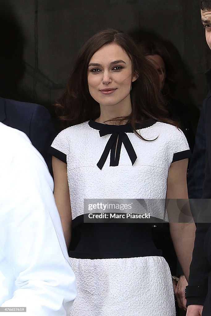 Chanel : Outside Arrivals  - Paris Fashion Week Womenswear Fall/Winter 2014-2015