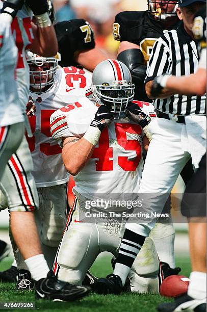 Andy Katzenmoyer of the Ohio State Buckeyes looks on against the Missouri Tigers on September 27, 1997.