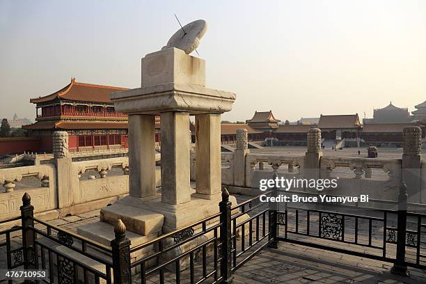 ancient sundial - ancient sundials stock pictures, royalty-free photos & images