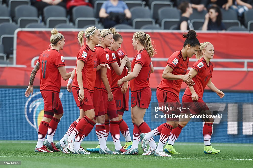 Germany v Norway: Group B - FIFA Women's World Cup 2015