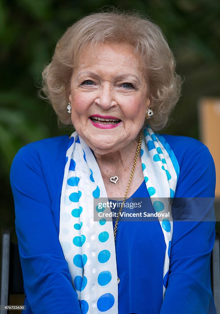 Actresses Betty White And Carolyn Hennesy Host Media Preview For Greater Los Angeles Zoo Association's Beastly Ball Fundraiser