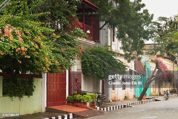 pondicherry, french quarter, street scene - pondicherry stock-fotos und bilder