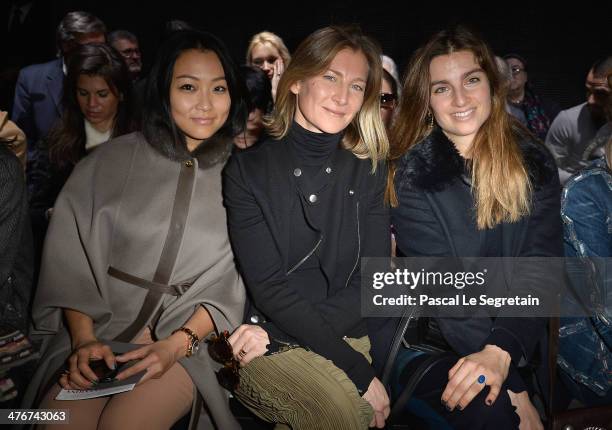 Veronica Chou, Elizabeth von Guttman and Sonia Sieff attend the Moncler Gamme Rouge show as part of the Paris Fashion Week Womenswear Fall/Winter...