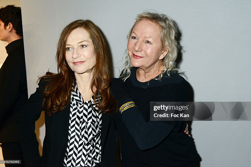 Agnes B : Front Row  - Paris Fashion Week Womenswear Fall/Winter 2014-2015