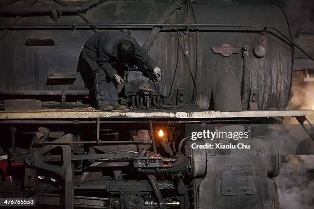 Sy Class Engine Model Train 110 Locomotive Engine Oil Stock Photos, High-Res Pictures, and Images ...
